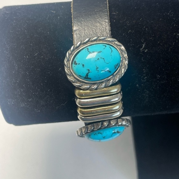 Vintage 1980s Fiocchi Italy Black Leather Bracelet - Picture 2 of 6